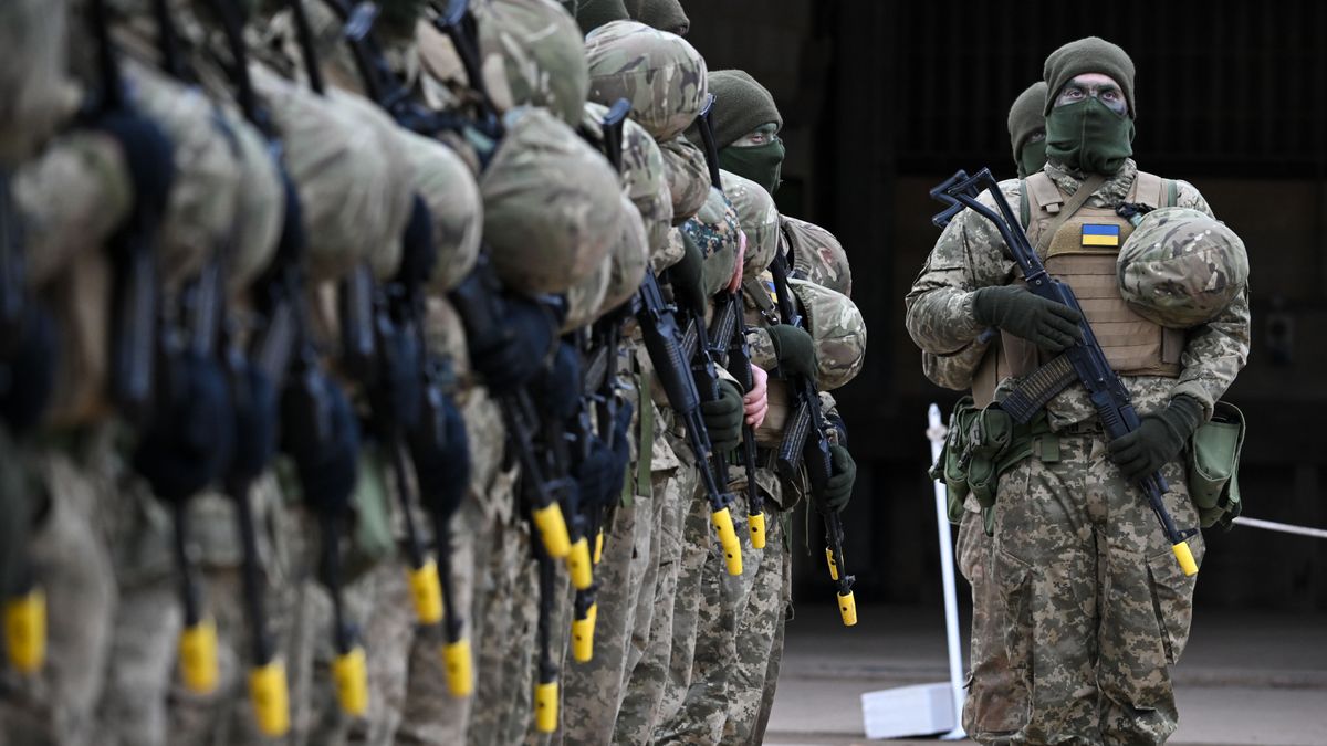 SALISBURY, ENGLAND - FEBRUARY 23: Ukrainian soldiers during the service, on February 23, 2023 near Salisbury, England Ahead of tomorrow's anniversary of the Russian Invasion of Ukraine, hundreds of soldiers from the Armed Forces of Ukraine and their UK instructors come together to remember those who have lost their lives in the war on Ukraine. (Photo by Finnbarr Webster/Getty Images)