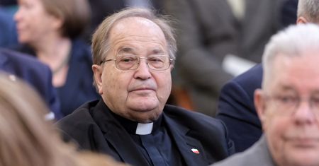 Kłopoty ojca Rydzyka. Szykuje się ogromne opóźnienie