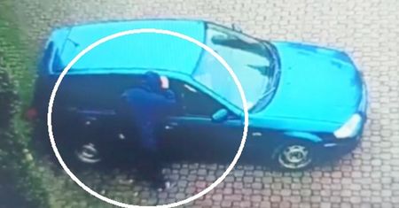 Wyszedł z kościoła przed końcem mszy. Nie wiedział, że jest nagrywany