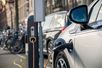 Tyle Niemcy mogą dostać na "elektryka". W Polsce już niemożliwe