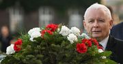 Kaczyński odwiedził Powązki. Niezręczna sytuacja na cmentarzu