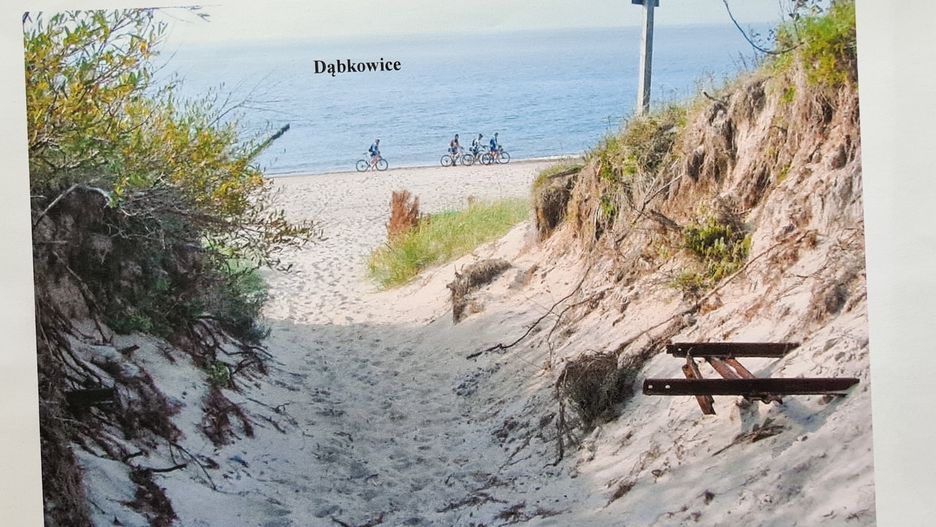 Wejście na plaże w Dąbkowicach