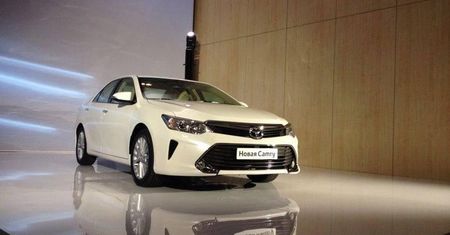 Toyota Camry po faceliftingu