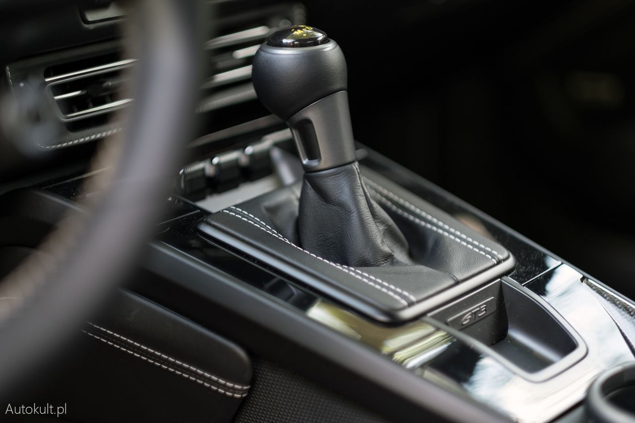 Porsche 911 GT3 z Pakietem Touring (2023)