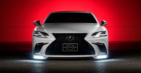 Lexus LS zmodyfikowany przez japońskiego tunera. Szeroko i ostro