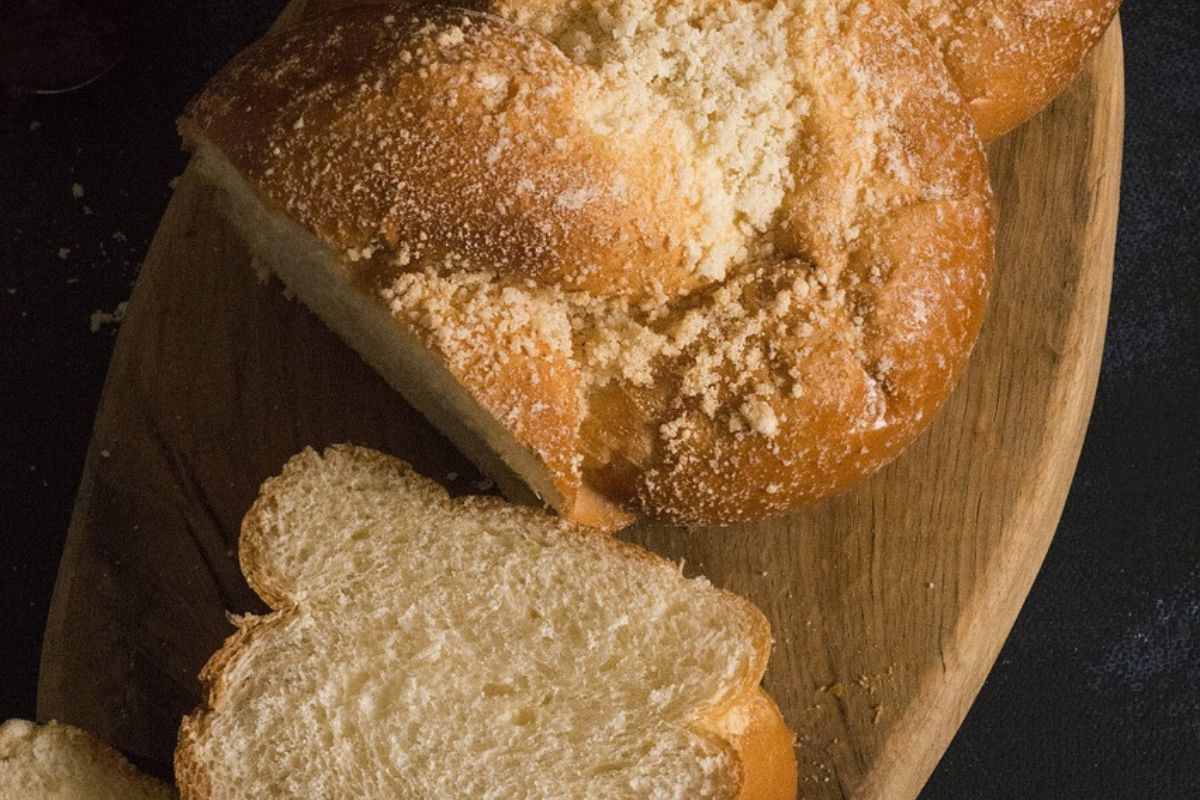 W kuchennej szafce zalega czerstwa chałka? Przygotuj ten deser