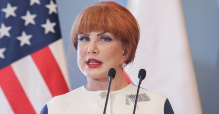 Georgette Mosbacher mocno o wpisie Antoniego Macierewicza. "Okropne i godne pożałowania"