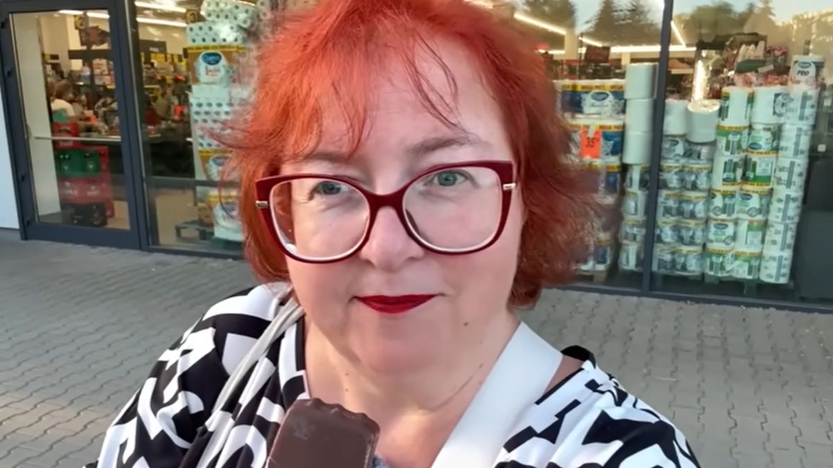 Olga Glagoleva poszła do Biedronki.