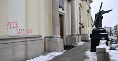 Zniszczył fasadę kościoła. "Sąd nie miał wątpliwości"