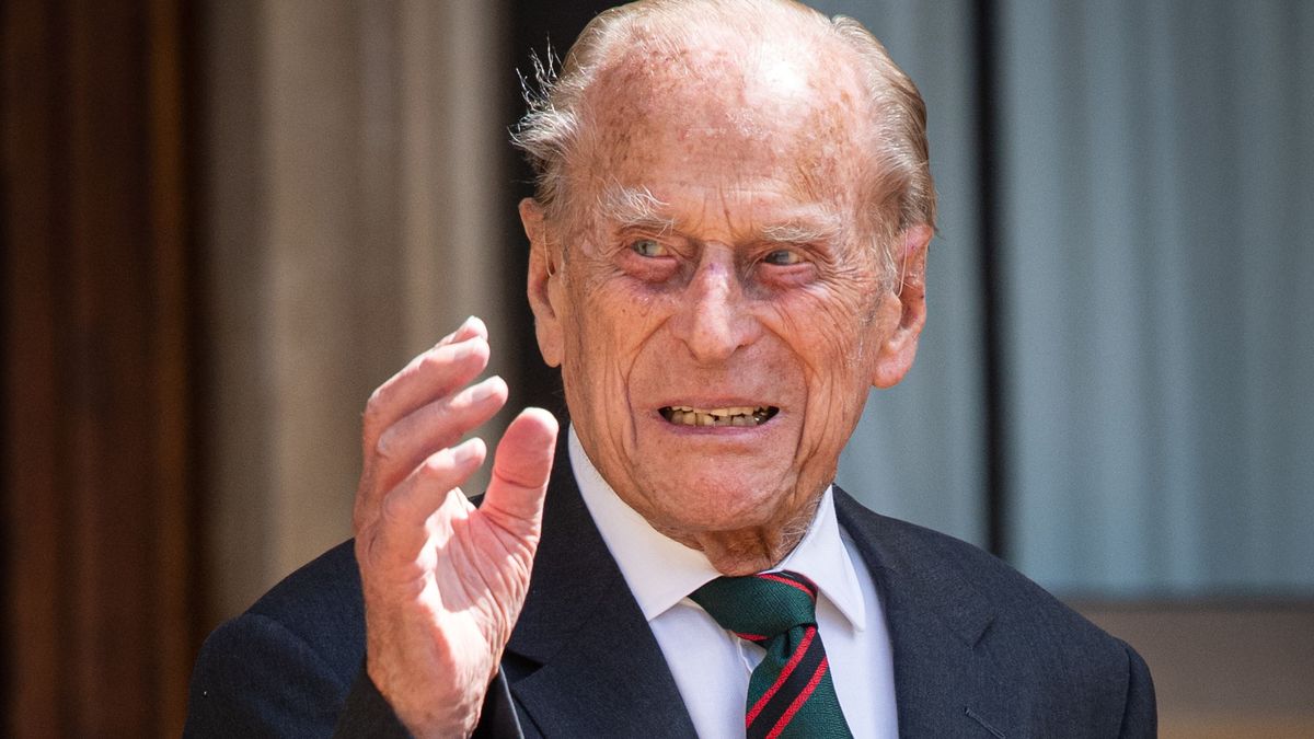 Książę Filip przekazał obowiązki młodszemu pokoleniu