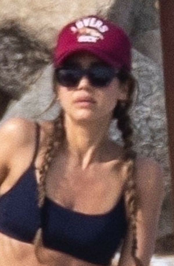 Jessica Alba wypoczywa z dziećmi w Meksyku