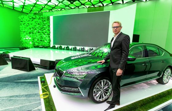 Dariusz Brodnicki kieruje marketingiem Volkswagen Financial Services