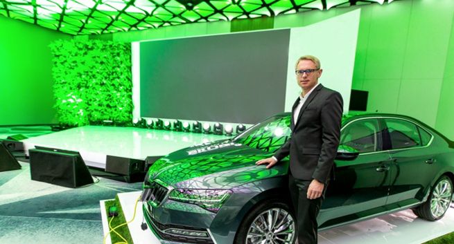 Dariusz Brodnicki kieruje marketingiem Volkswagen Financial Services