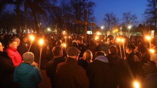 Katowice: Nabożeństwo Drogi Krzyżowej w Panewnikach
