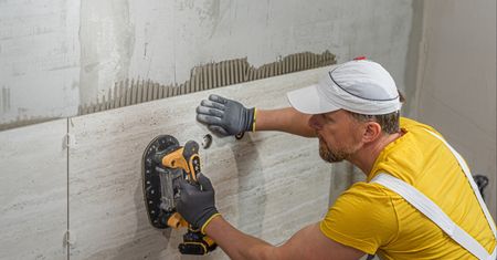 Brakuje 150 tys. pracowników w branży. Szukają chętnych za 14 tys. zł