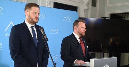 Koronawirus. "Na ten moment nie będzie dodatkowych restrykcji dla miast wojewódzkich"