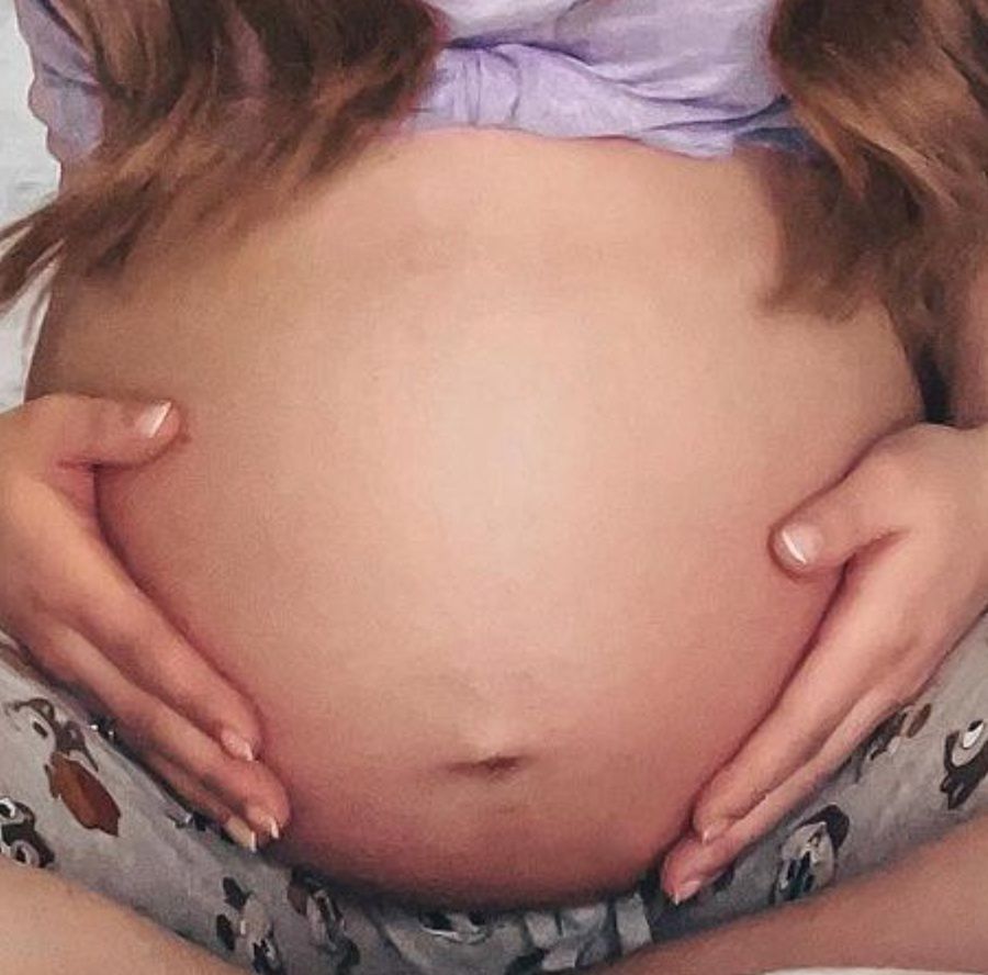Sylwia Przybysz chwali się brzuszkiem