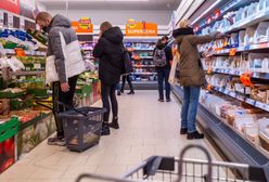Wielkie emocje przed obniżką VAT-u na żywność. Ile kosztują produkty, które od lutego mają potanieć?