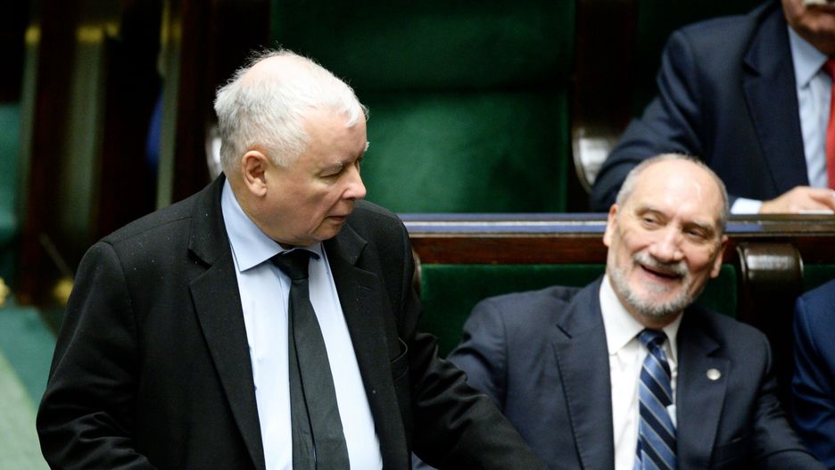 Kaczyński, Macierewicz