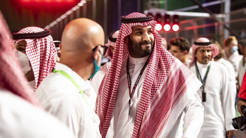 Mohammed bin Salman, następca tronu Arabii Saudyjskiej, wyruszył w dyplomatyczną podróż po regionie. W środę odwiedził Turcję 