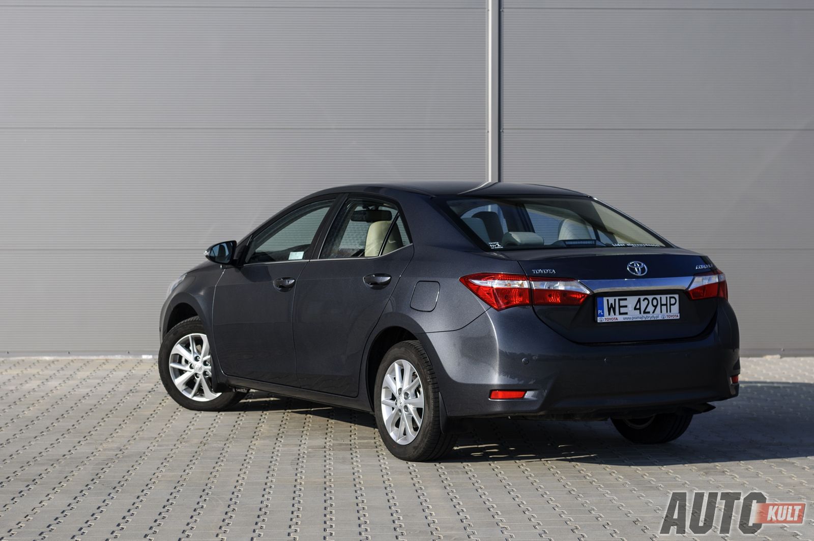 Opel Astra Sedan vs. Renault Fluence vs. Škoda Octavia vs. Toyota Corolla - galeria testowa 49