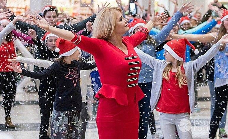 Majka Jeżowska na pierwszym w historii Europy świątecznym "flash mobie"