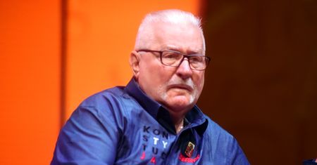 "Na kolana". Lech Wałęsa zwrócił się do Polaków