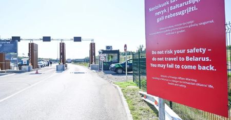 Nowe tablice na granicy z Białorusią. "Możesz nie wrócić"