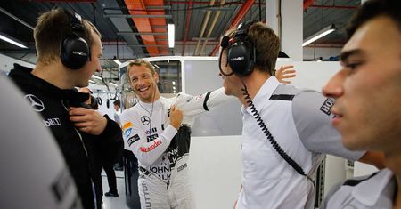Jenson Button pewny swojej posady w McLarenie
