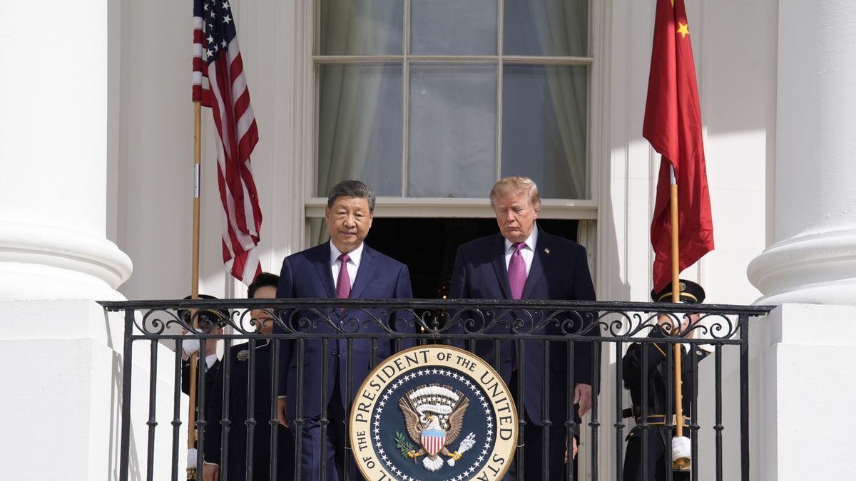 Trump powitał Xi Jinpinga w Białym Domu, Doszło do małego incydentu