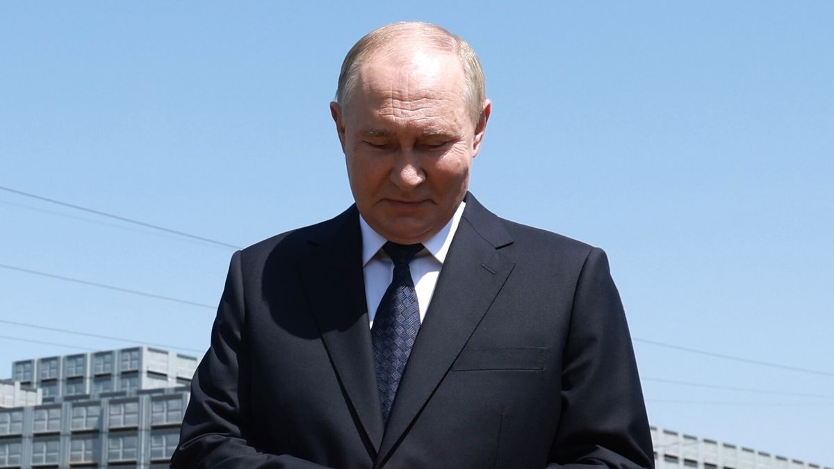 Russian President Vladimir Putin visits the Agro-07 agricultural enterprise in the village of Germenchik, Kabardino-Balkaria, Russia, 20 August 2024. EPA/VYACHESLAV PROKOFYEV/SPUTNIK/KREMLIN POOL MANDATORY CREDIT Dostawca: PAP/EPA.