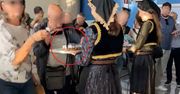 Polacy przylecieli do Grecji. Królewskie powitanie