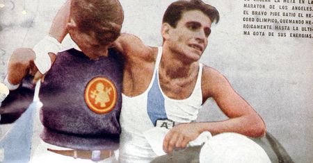 Juan Carlos Zabala. Nim przyszedł Diego i Leo.