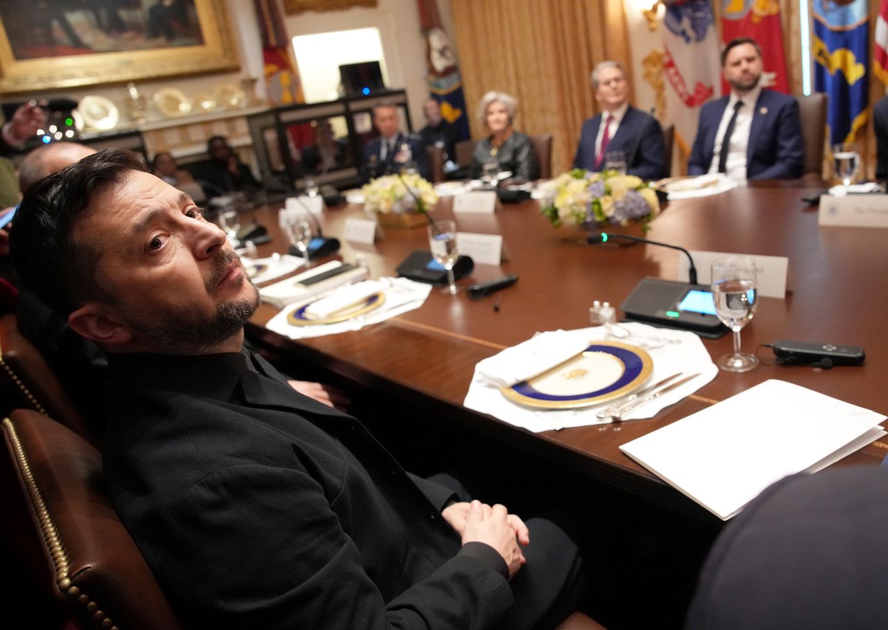 Trump naciskał na Zełenskiego. Media ujawniają nowe szczegóły