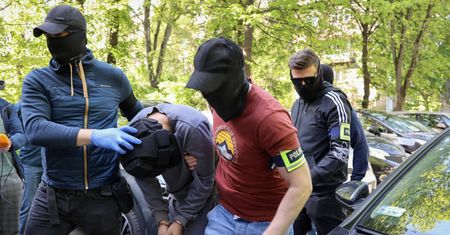 Niepokojące sygnały przed atakiem. Dyrektor skierował funkcjonariusza