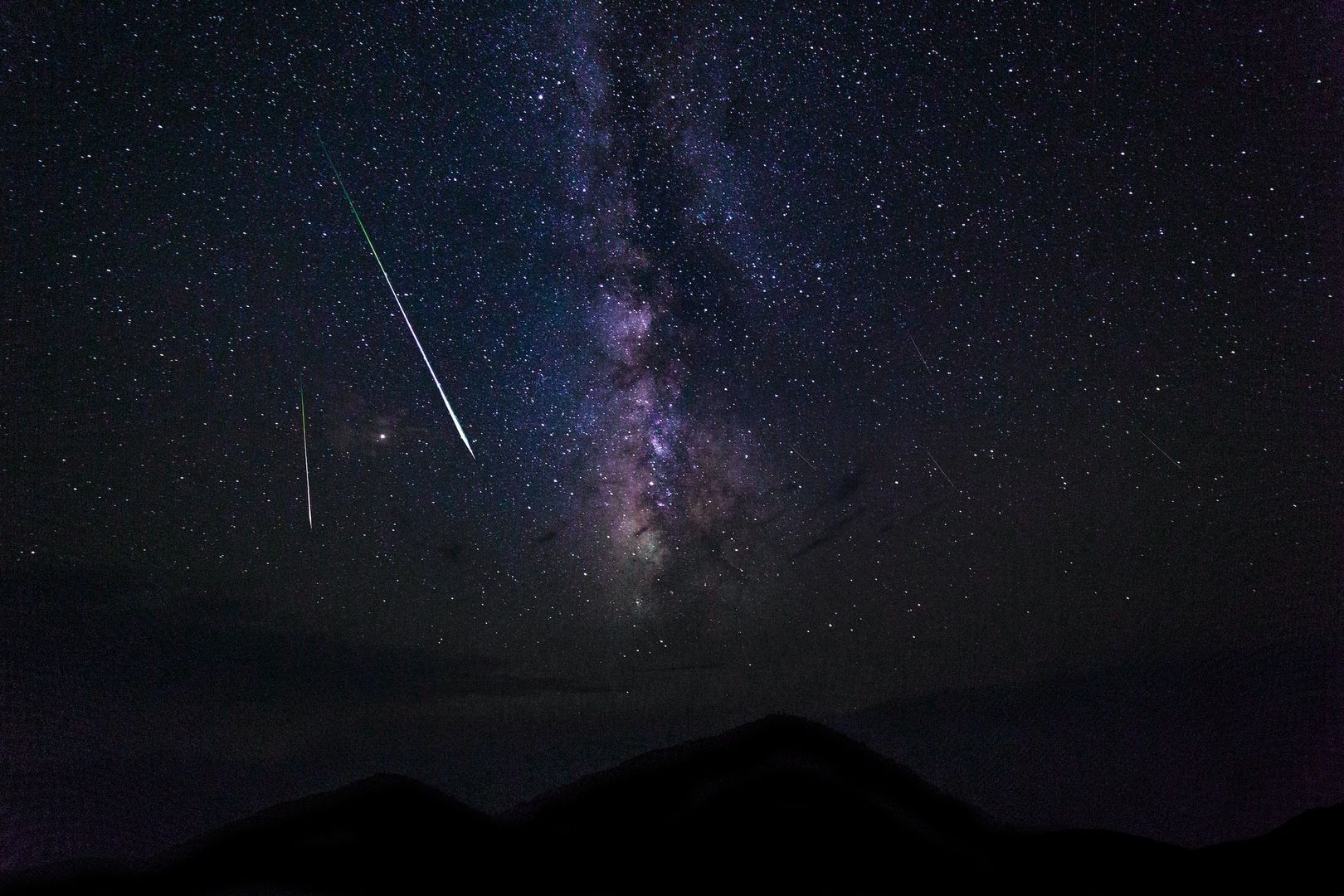 Sezon na deszcze meteorów. Gdzie i kiedy je zobaczyć?