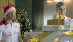 Stephane Antiga rozdaje siatkarzom prezenty w reklamach Ja+ Power LTE w Plusie (wideo)