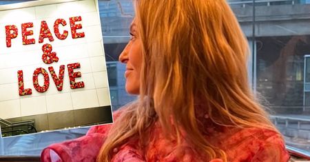 Toni Collette rozwodzi się po 19 latach małżeństwa. Jej mąż został przyłapany na całowaniu się z inną kobietą