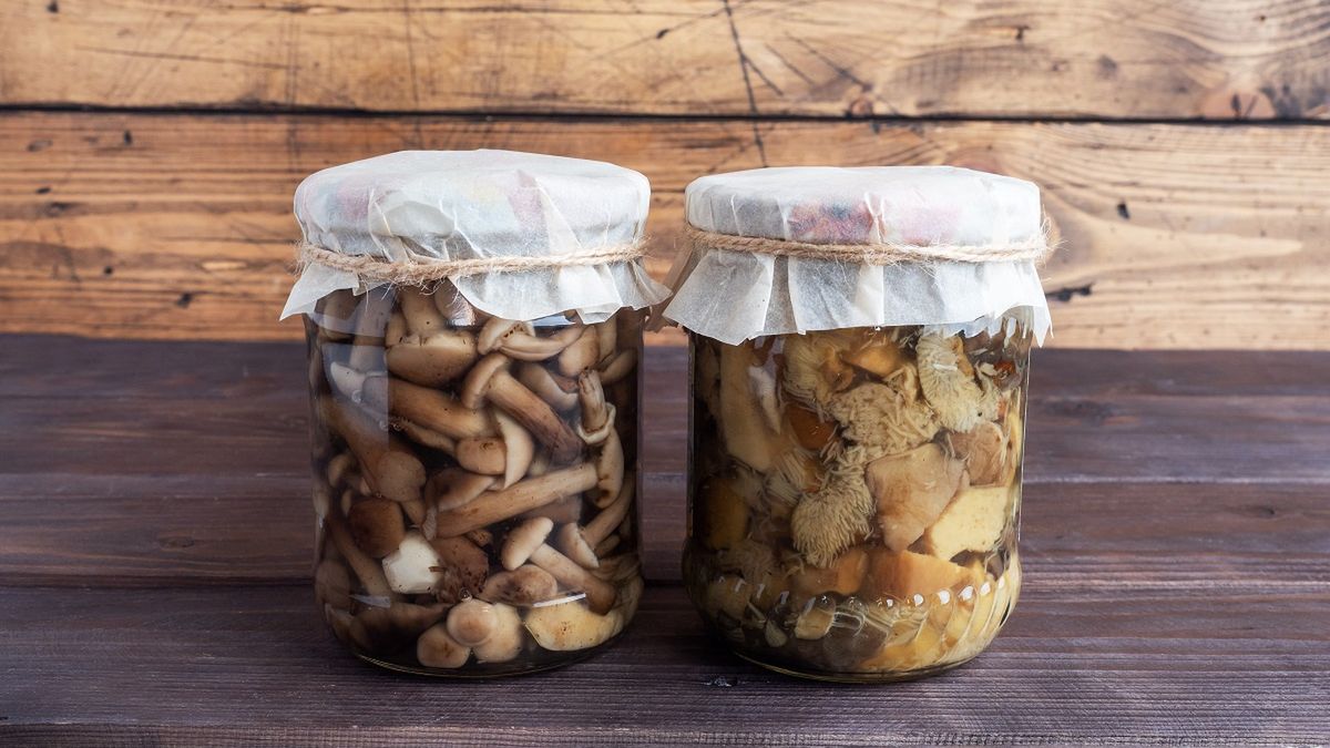 Te grzybki są jeszcze smaczniejsze niż marynowane.