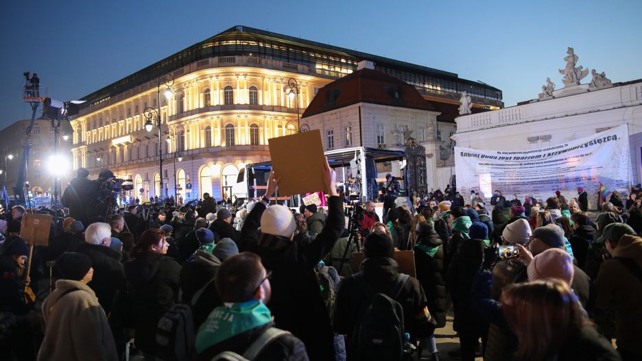 Strajk Kobiet w Warszawie. Protestują pod Pałacem: "Będziesz siedział!"