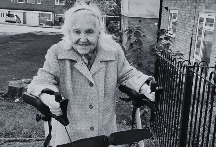 W wieku 97 lat odeszła pani Ania. Najstarsza influencerka w Polsce podbiła serca internautów