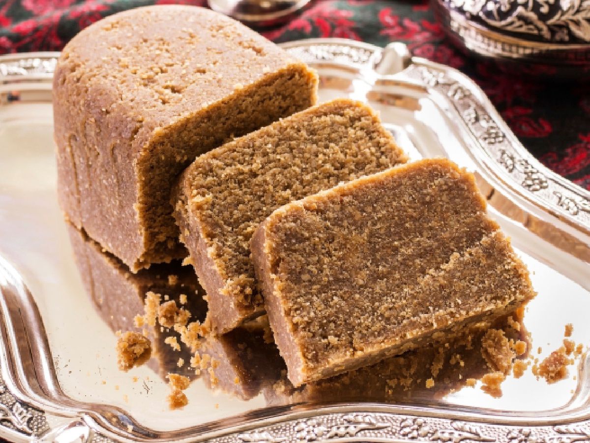 Hausgemachte Halva: Traditionelles Dessert mit nur zwei Zutaten
