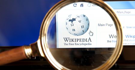 Spada ruch na Wikipedii. Powód jest jasny