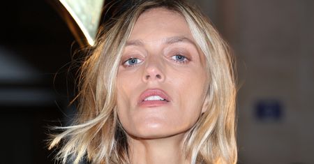 Wskoczyła w bikini. "Dół" robi cuda z sylwetką