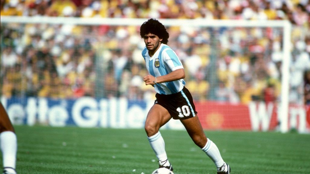 Argentina v Brazil - FIFA World Cup
02 July 1982 - FIFA World Cup - Argentina v Brazil - Diego Maradona of Argentina - (photo by Mark Leech/Offside/Getty Images)
Mark Leech/Offside