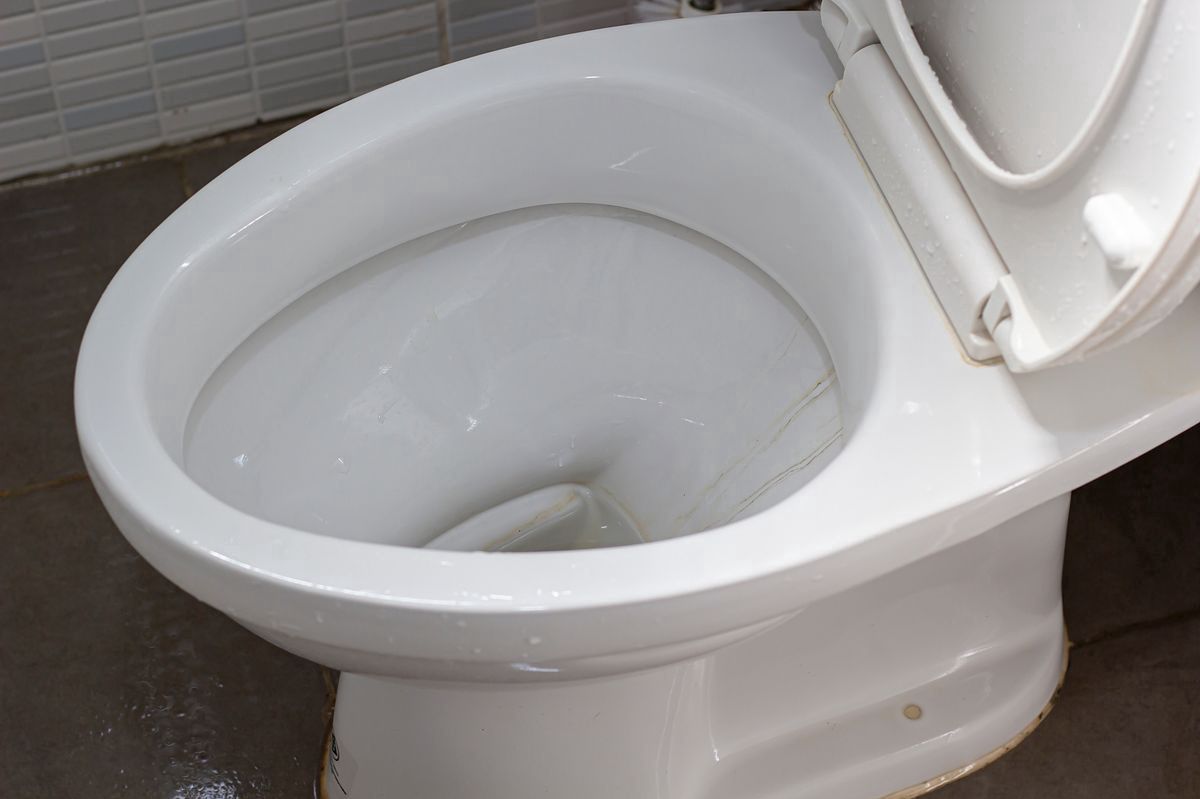 Saubere Toilette, gesundes Bad: Essig und Co. als Geheimwaffen