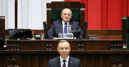 Postanie specjalny zespół? Sawicki: namawiam różne strony