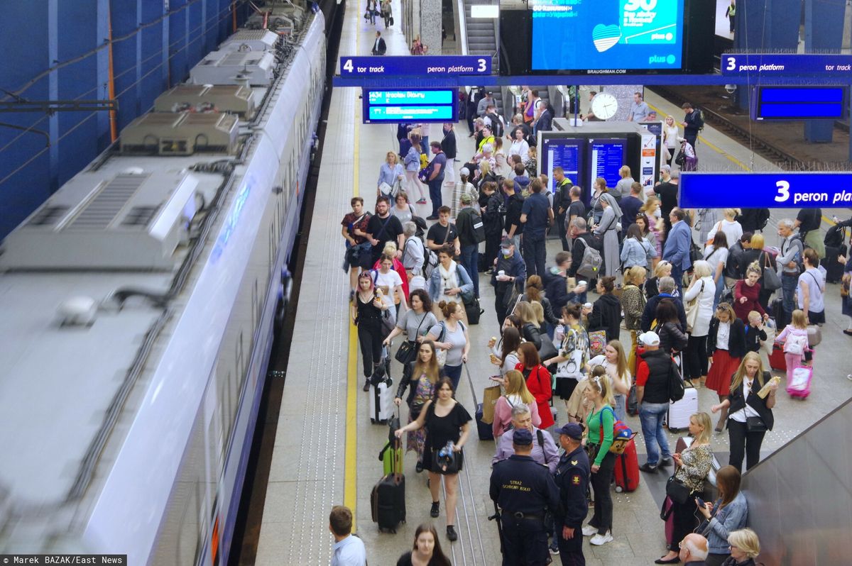 Pasażerowie w piątek skarżą się na duże opóźnienia na kolei 