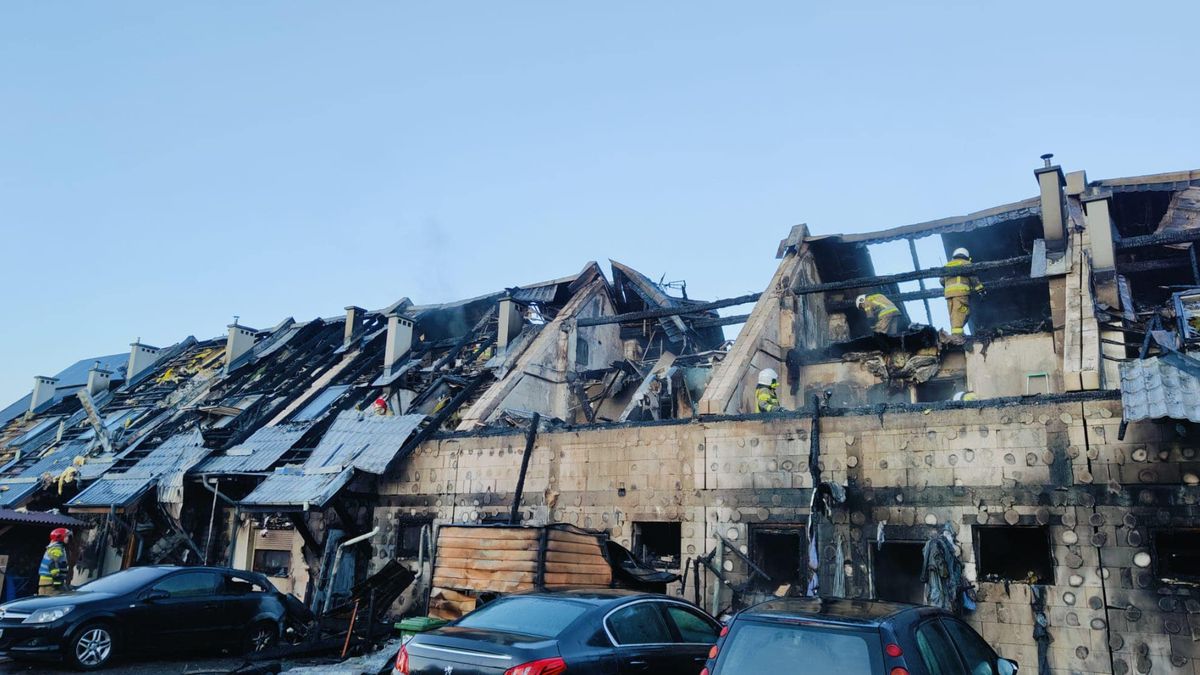 Spłonęło osiedle. Mieszkańcy ewakuowali się w nocy