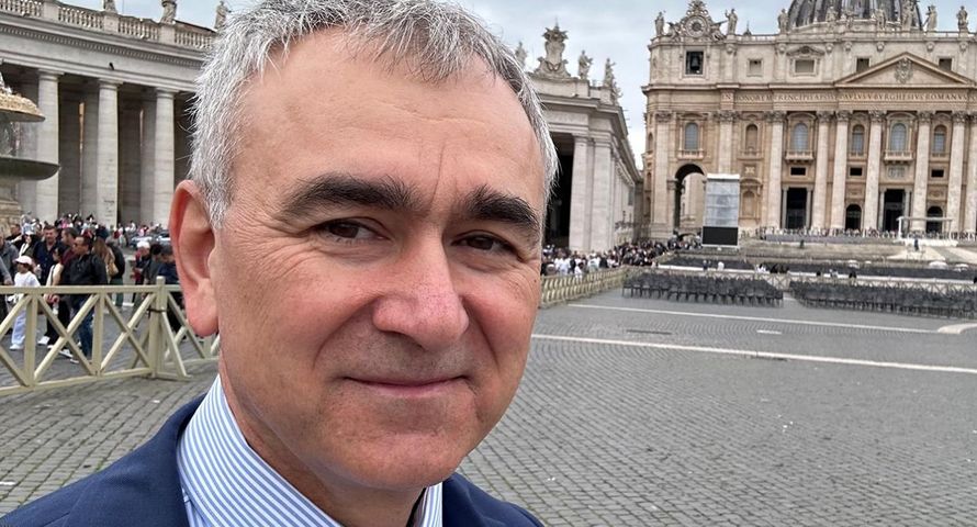 Nowy dziennikarz Sekcji Polskiej Radia Watykańskiego. Po dwóch dekadach w Polska Press